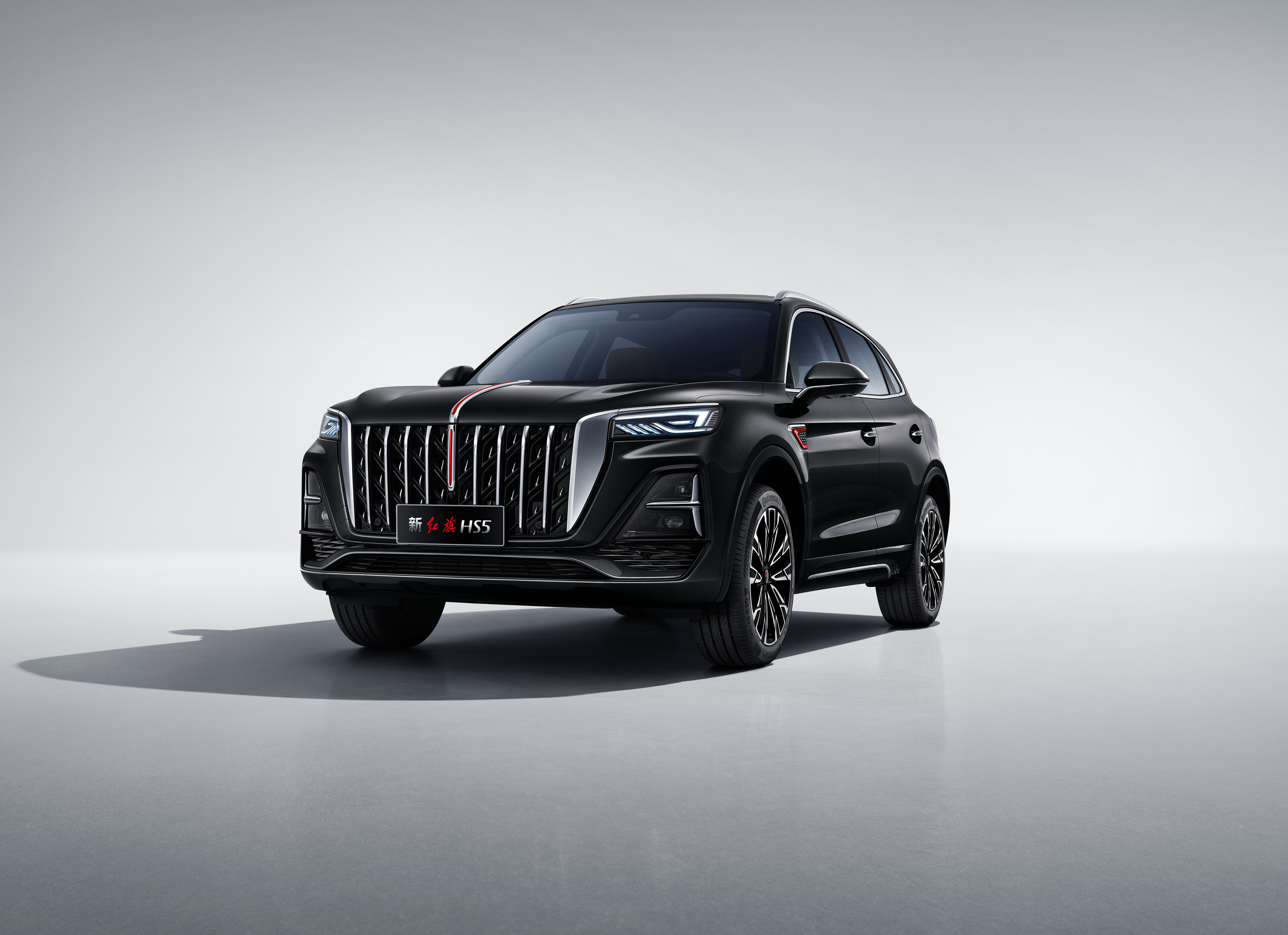 一觉醒来,国内汽车市场风向大变!一汽红旗带来b级豪华suv新标杆