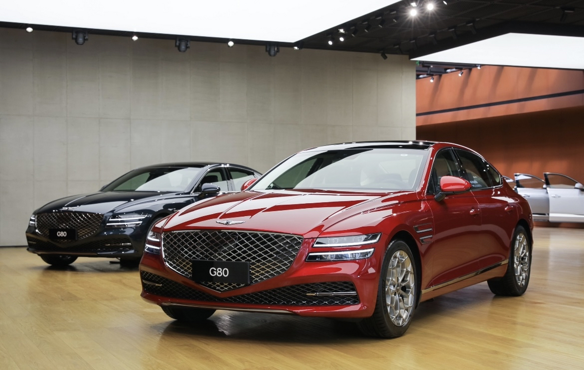 科普一下,这是年销量不到2000台的韩国豪车品牌捷尼赛思[三哈]