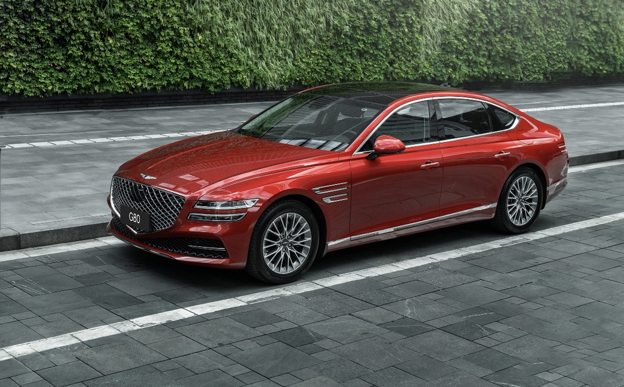 科普一下,这是年销量不到2000台的韩国豪车品牌捷尼赛思[三哈]