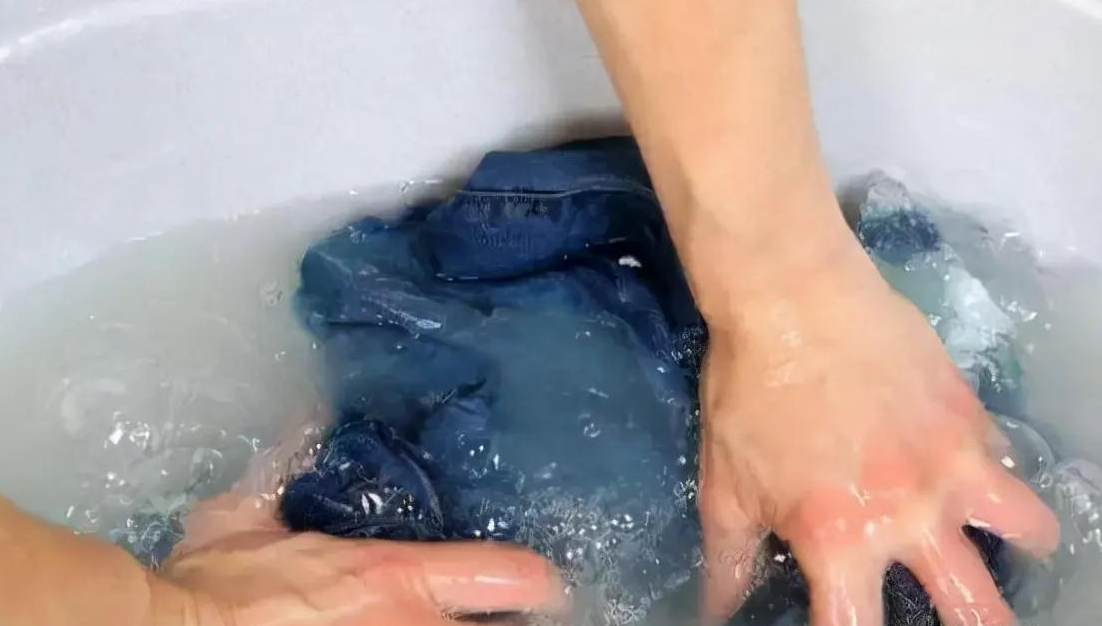 12年广西女富豪要结婚时发现自己的别墅商铺被卖还成了通缉犯