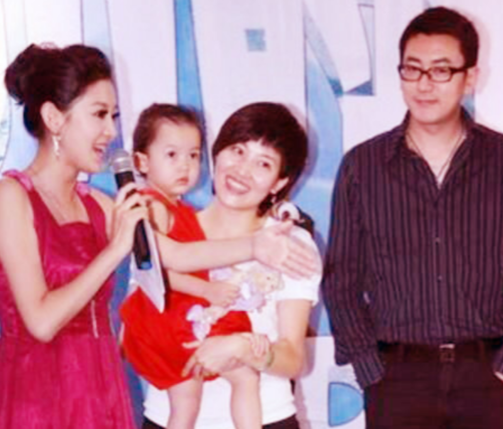 回顾鲁健和妻子郑天亮同一屋檐分居15年现儿女双全婚姻幸福