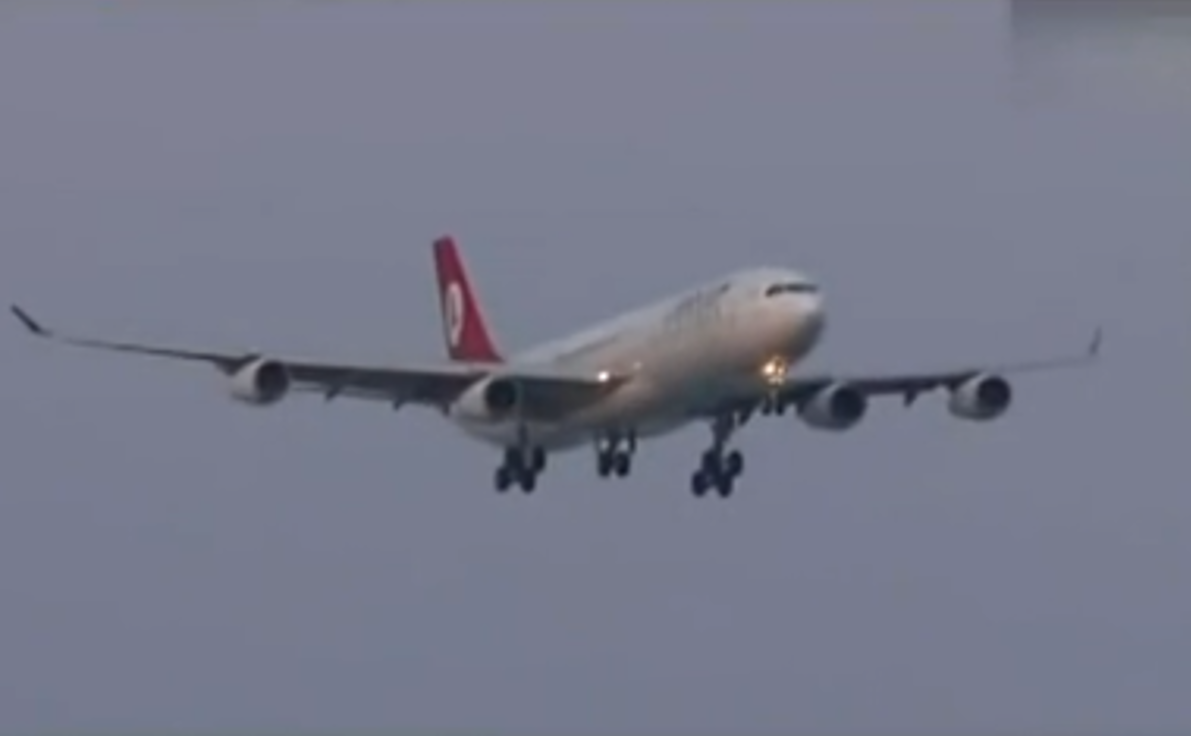 12年歹徒为抢钱捅人十数刀知道钱的用途后大哭我真的不是人啊