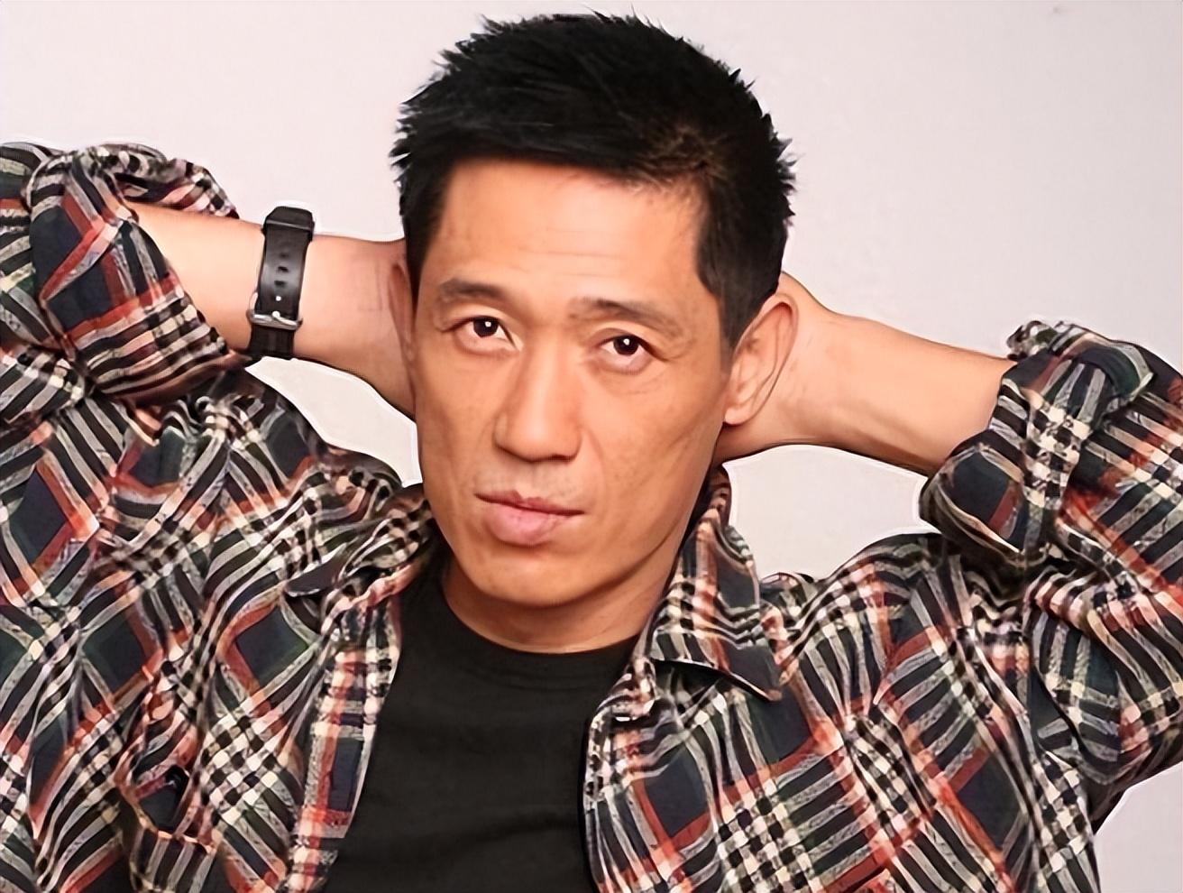 演员石凉我这辈子最正确的做法就是与丛珊离婚娶圈外人为妻