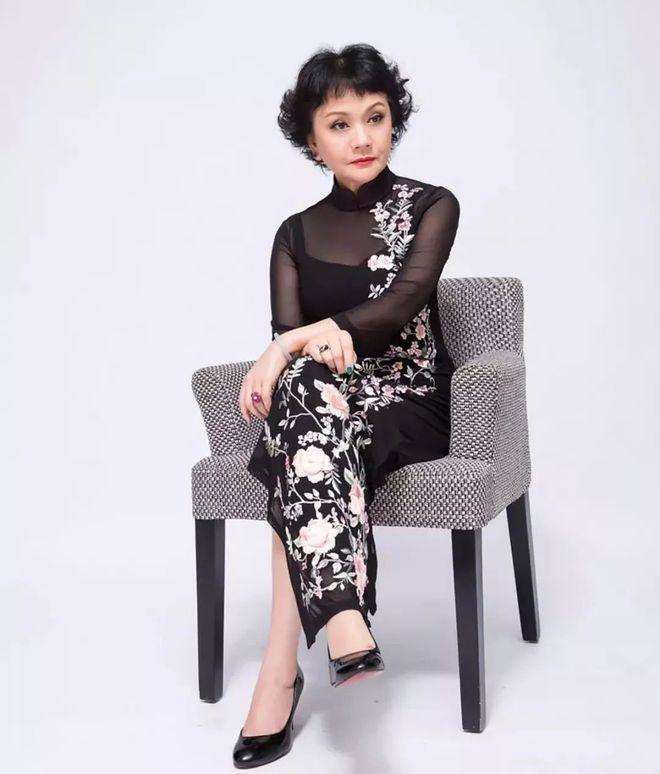 回顾王静抛弃一切和聂卫平结婚离婚独自抚养儿子66岁孤身一人