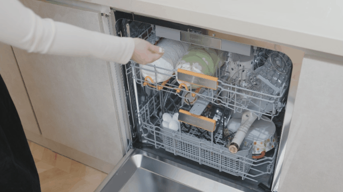 洗碗机洗净餐具分几步?慧曼洗碗机i3的晒单与体验