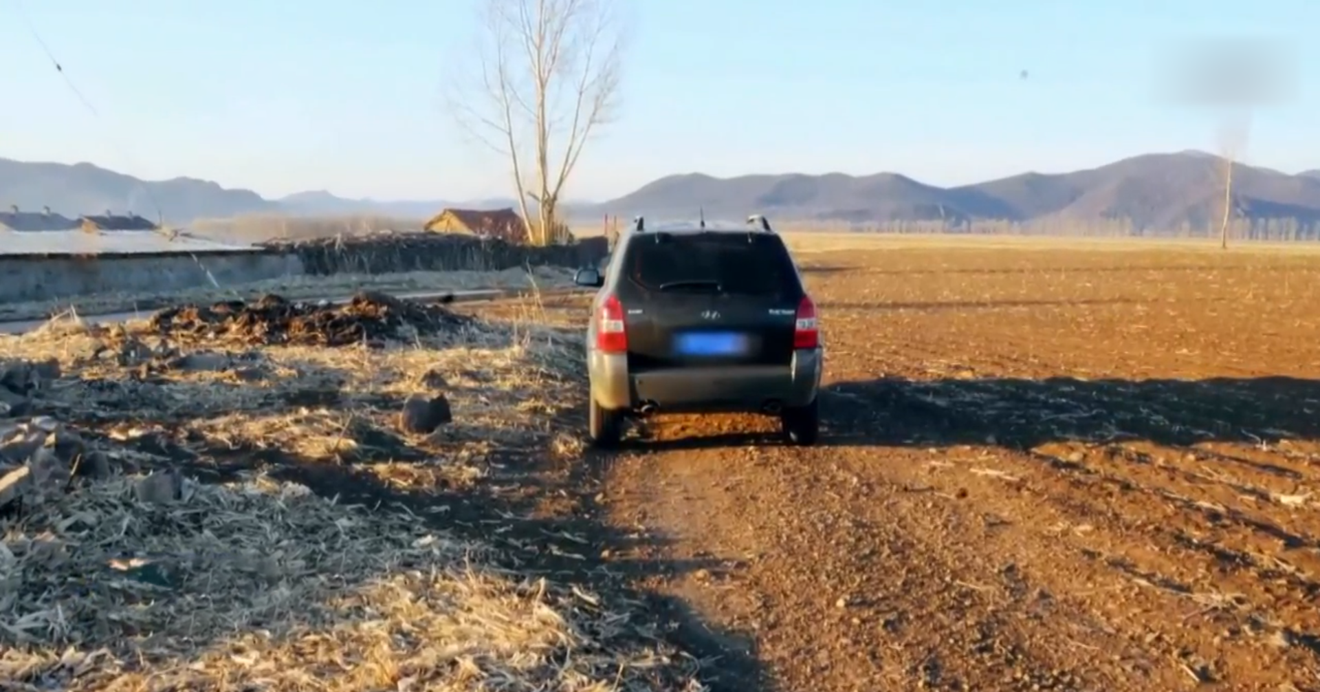 空无一人的车辆