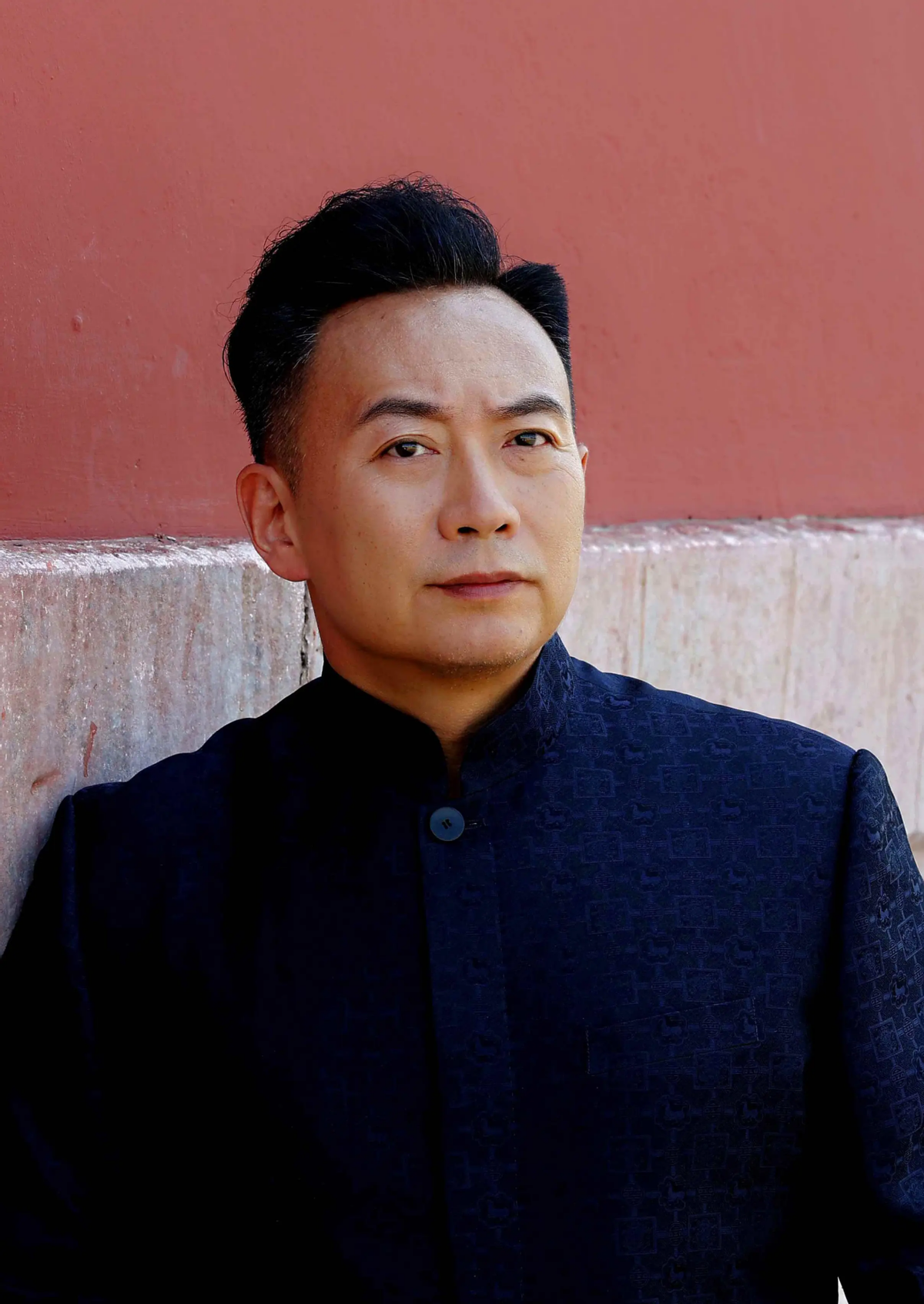 回顾谭江海和王小骞结婚23年丁克15年41岁得女现活成人生赢家