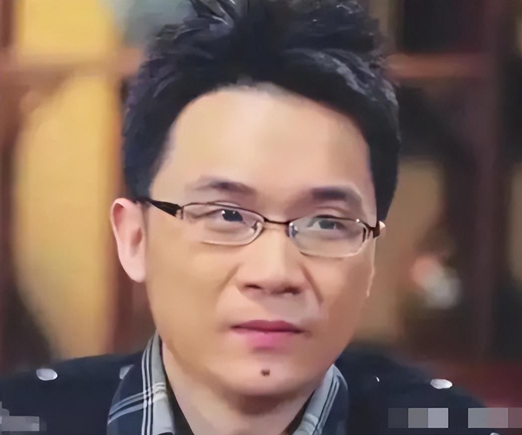 原来他就是蔡明儿子隐瞒37年不公开是蔡明的骄傲更是最大心病