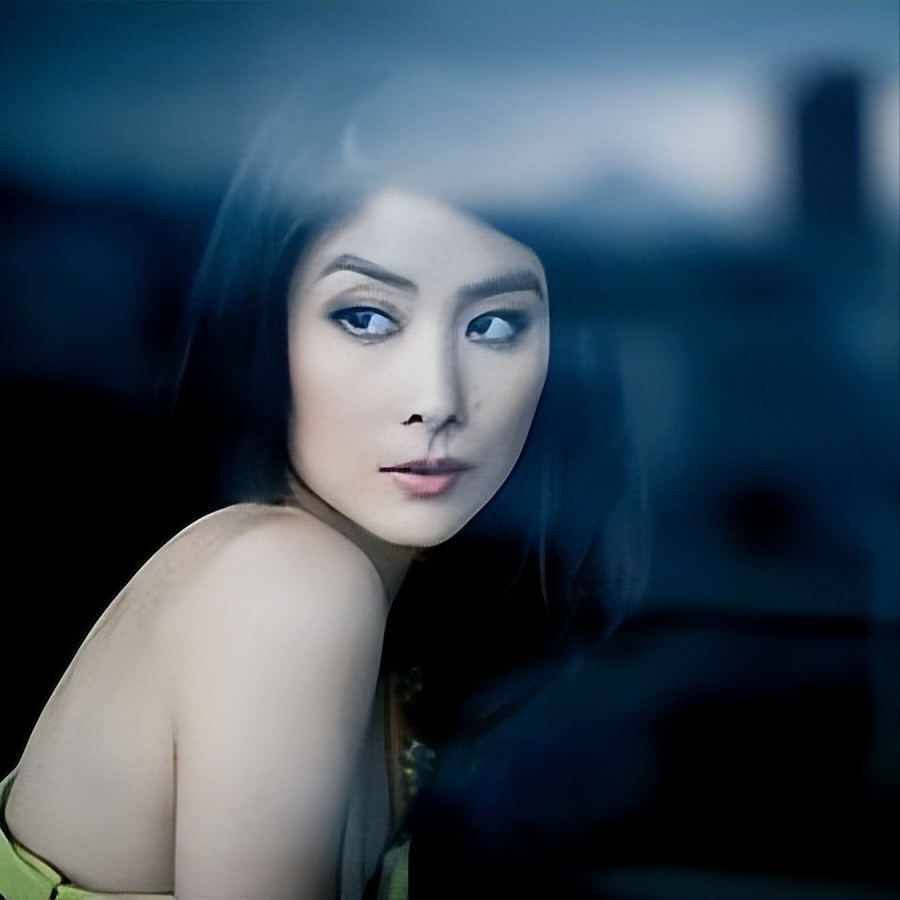 陈慧琳香港最后一位天后41岁痛失双胞胎女儿抱憾终生