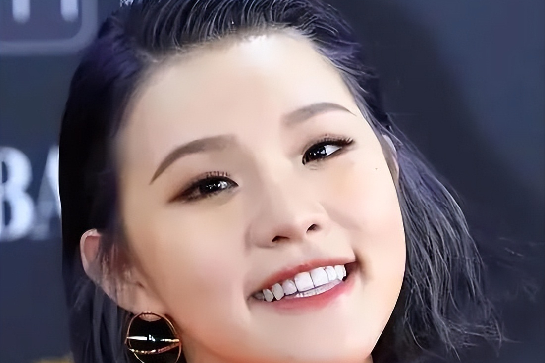 丈夫肌无力母亲抑郁独自带两娃的谢依霖如今已度过万难