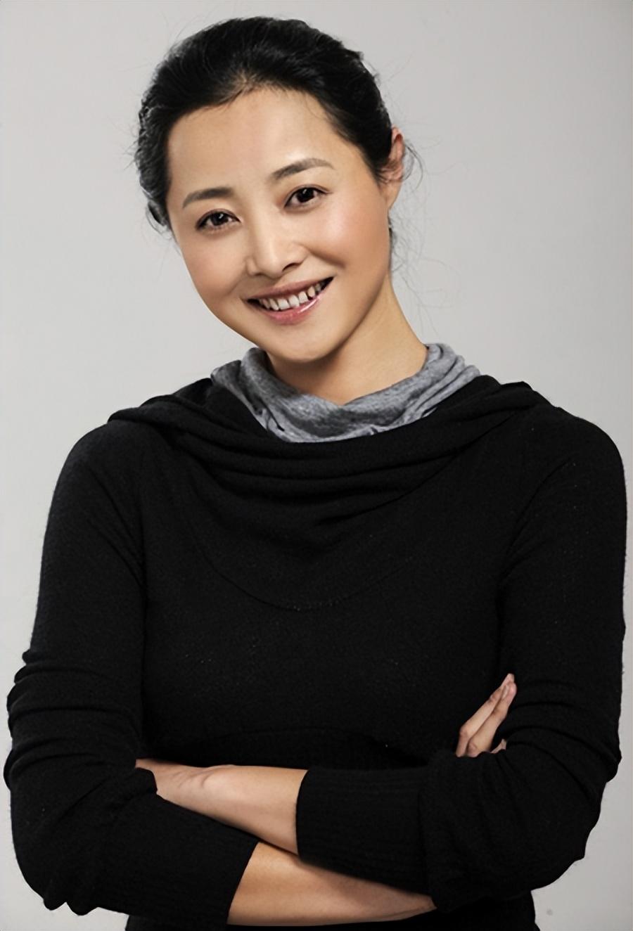 回顾3段婚姻2次离带着二夫的孩子和一夫复合后刘蓓过得怎么样