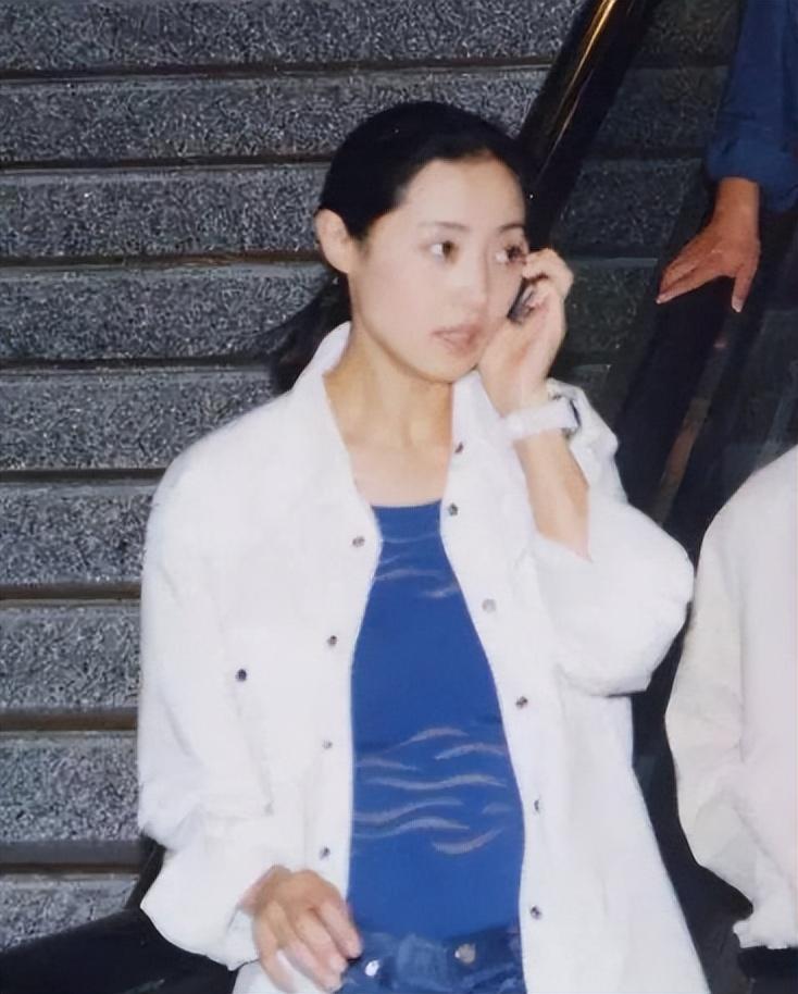 回顾3段婚姻2次离带着二夫的孩子和一夫复合后刘蓓过得怎么样