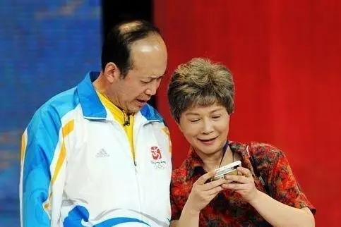 原来他就是蔡明儿子隐瞒37年不公开是蔡明的骄傲更是最大心病