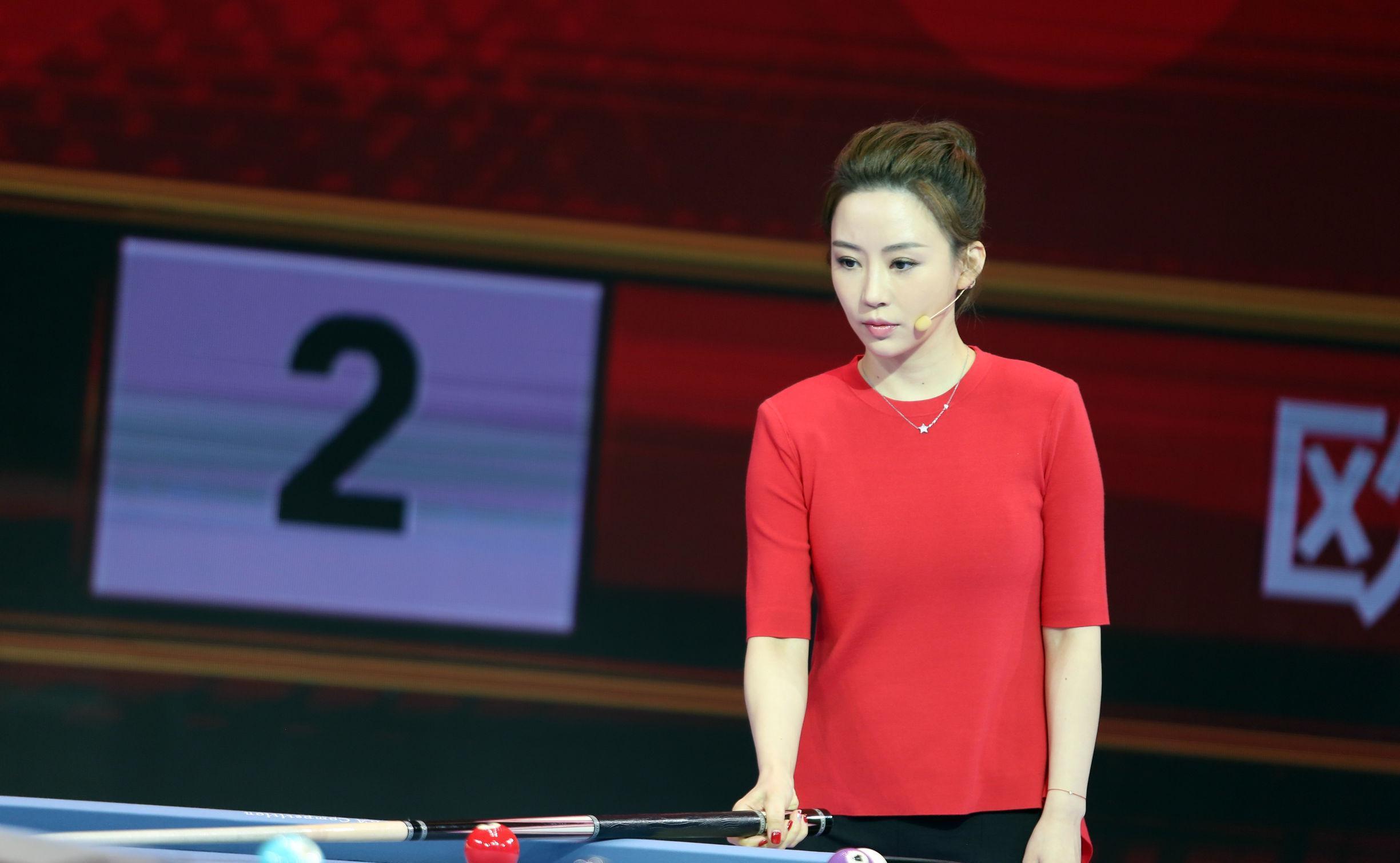 九球天后潘晓婷40岁身价8亿父亲成她婚姻路上的绊脚石