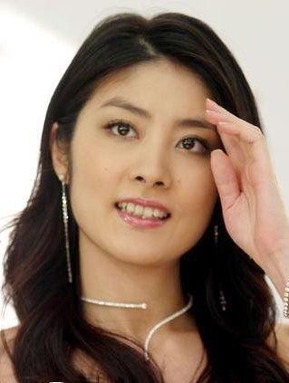 陈慧琳香港最后一位天后41岁痛失双胞胎女儿抱憾终生