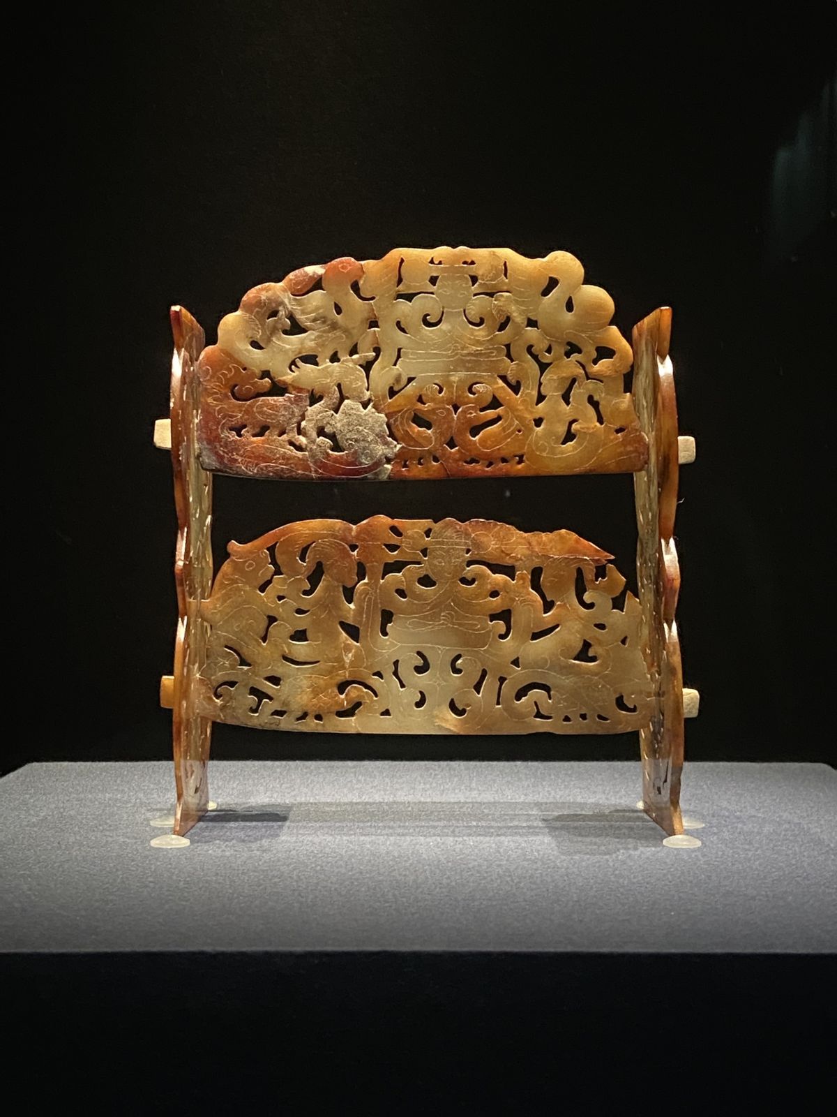 南博玉润中华:这件东汉玉屏风是件名副其实的国宝