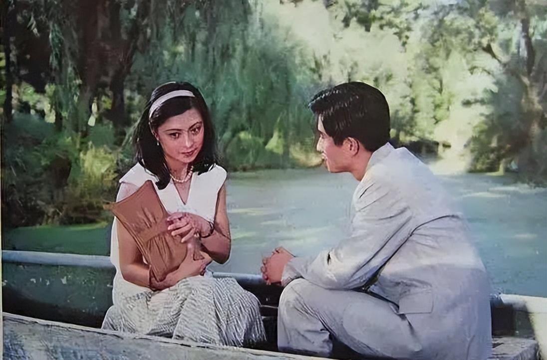 回顾德艺双馨的老戏骨刘佳为父亲息影10年和丈夫结婚28年无绯闻