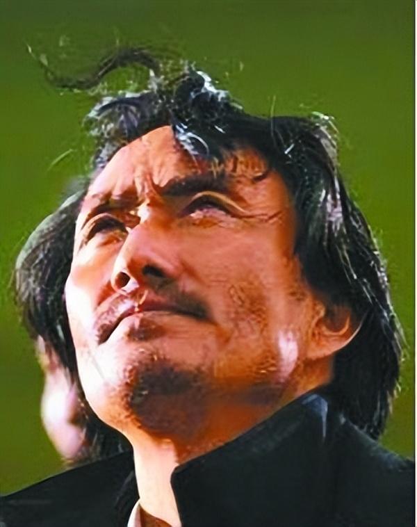 回顾演员多布杰:出道34年不开豪车不用助理,老戏骨的坚守和幸福