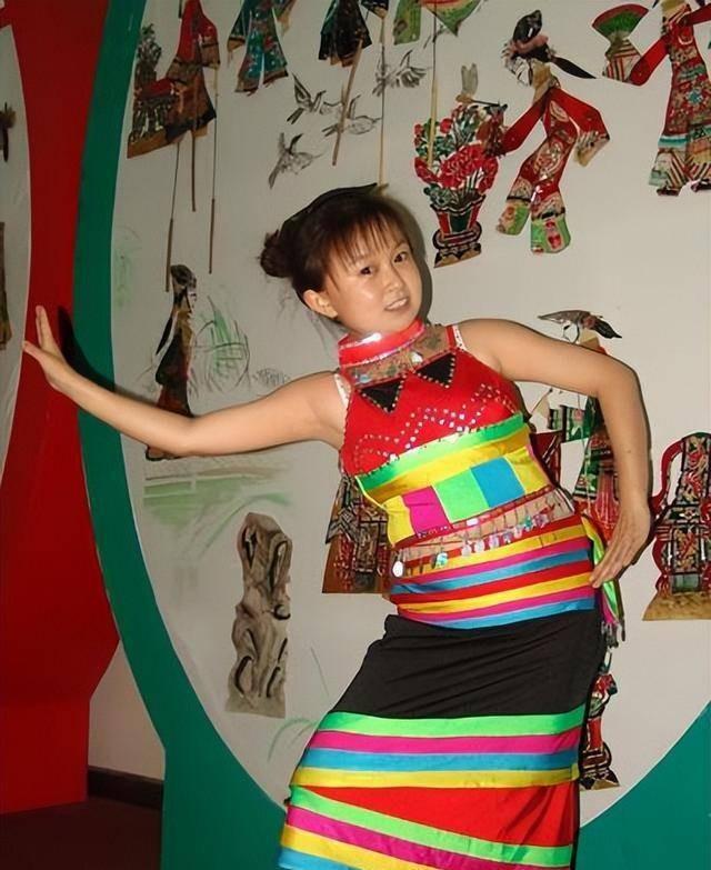 回顾:袖珍女嫁985高材生,结婚12年不敢怀孕,为何如今