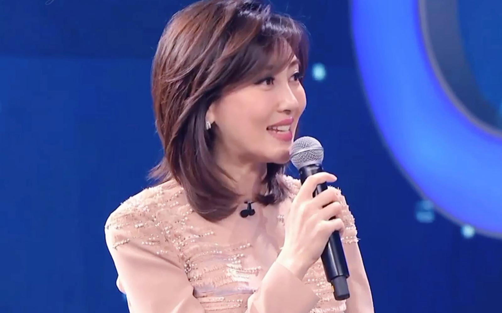 回顾央视女神李红被造谣嫁富豪如今45岁单身活出自己精彩