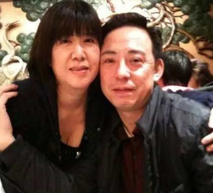 回顾金融才女梁以薇不做富家千金嫁京剧老生如今过得怎样