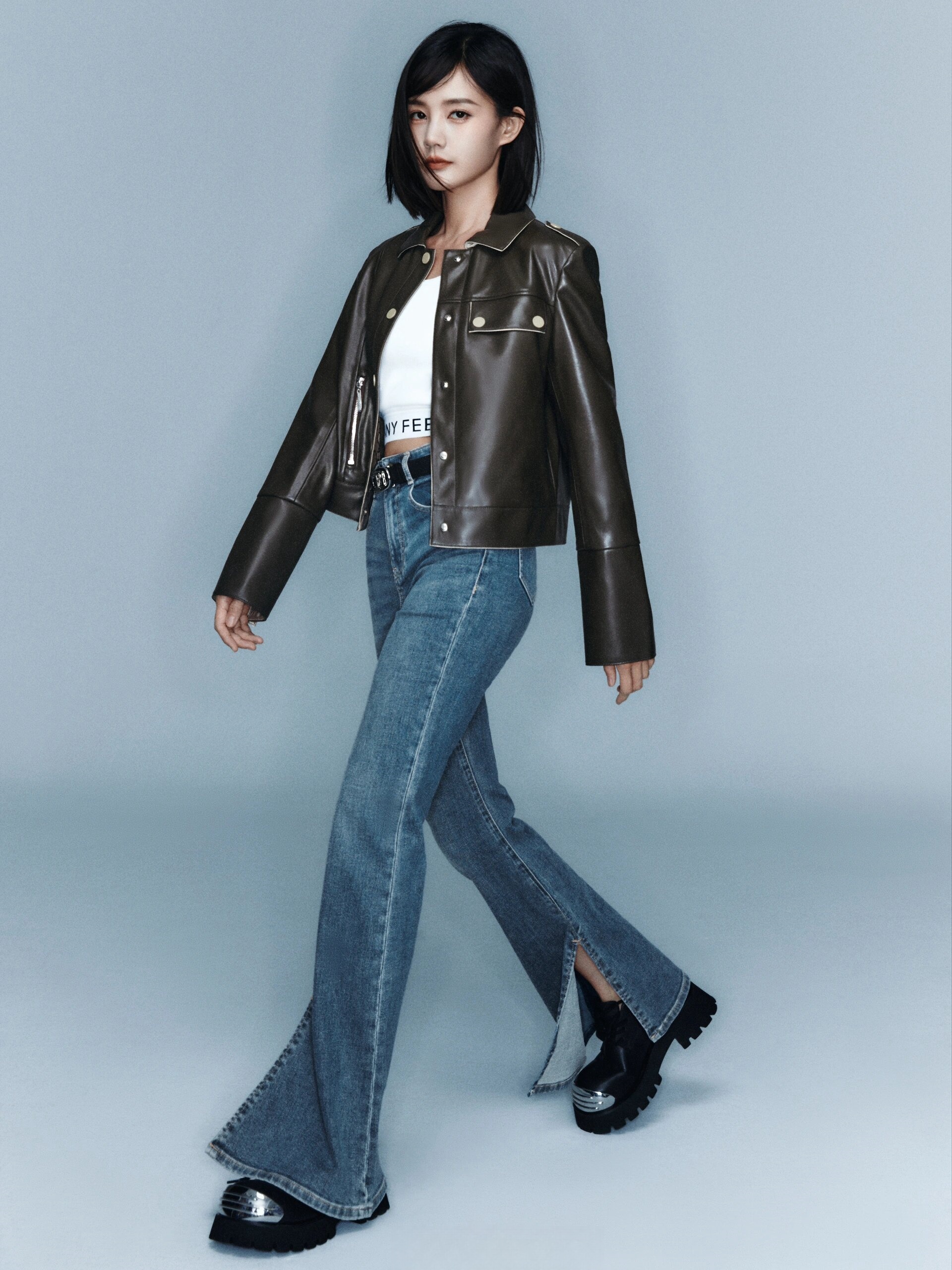 李一桐时髦穿搭模板  最近我发现李一桐的颜值真的被低估了!