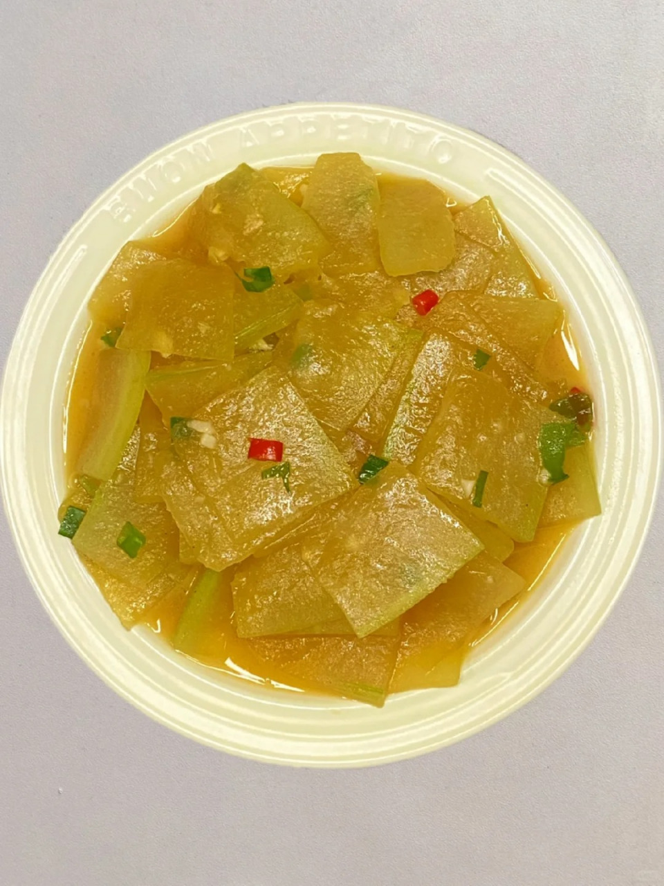 清炒冬瓜,好吃不胖的家常菜  今天做一道清炒冬瓜,做法简单,低脂健康