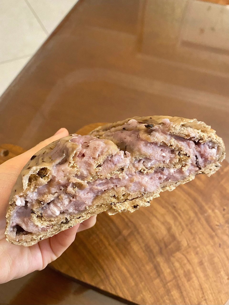 一口惊艳茶香四溢的红茶豆乳芋泥小馒,幸福感爆棚!