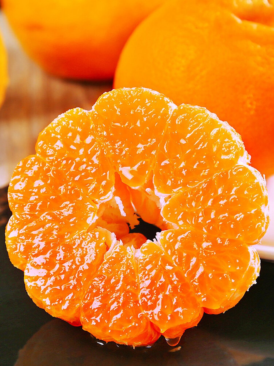 粑粑柑图片  粑粑柑,也被称为春见,是一种杂交柑种,原产于日本静冈县