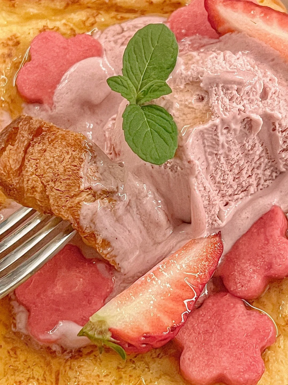 一口惊艳春日法式冰淇淋吐司,好吃到转圈圈91  春天真的来啦94我