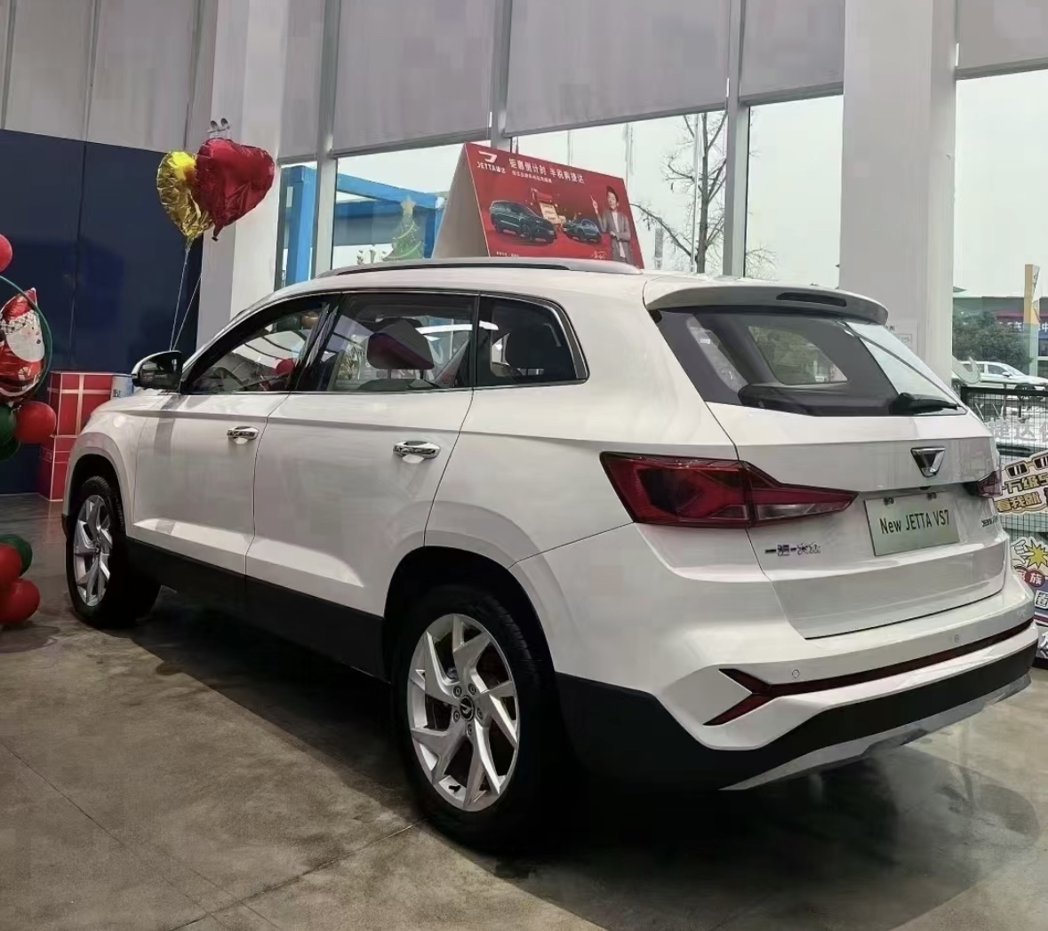 女生第一辆车选择捷达汽车