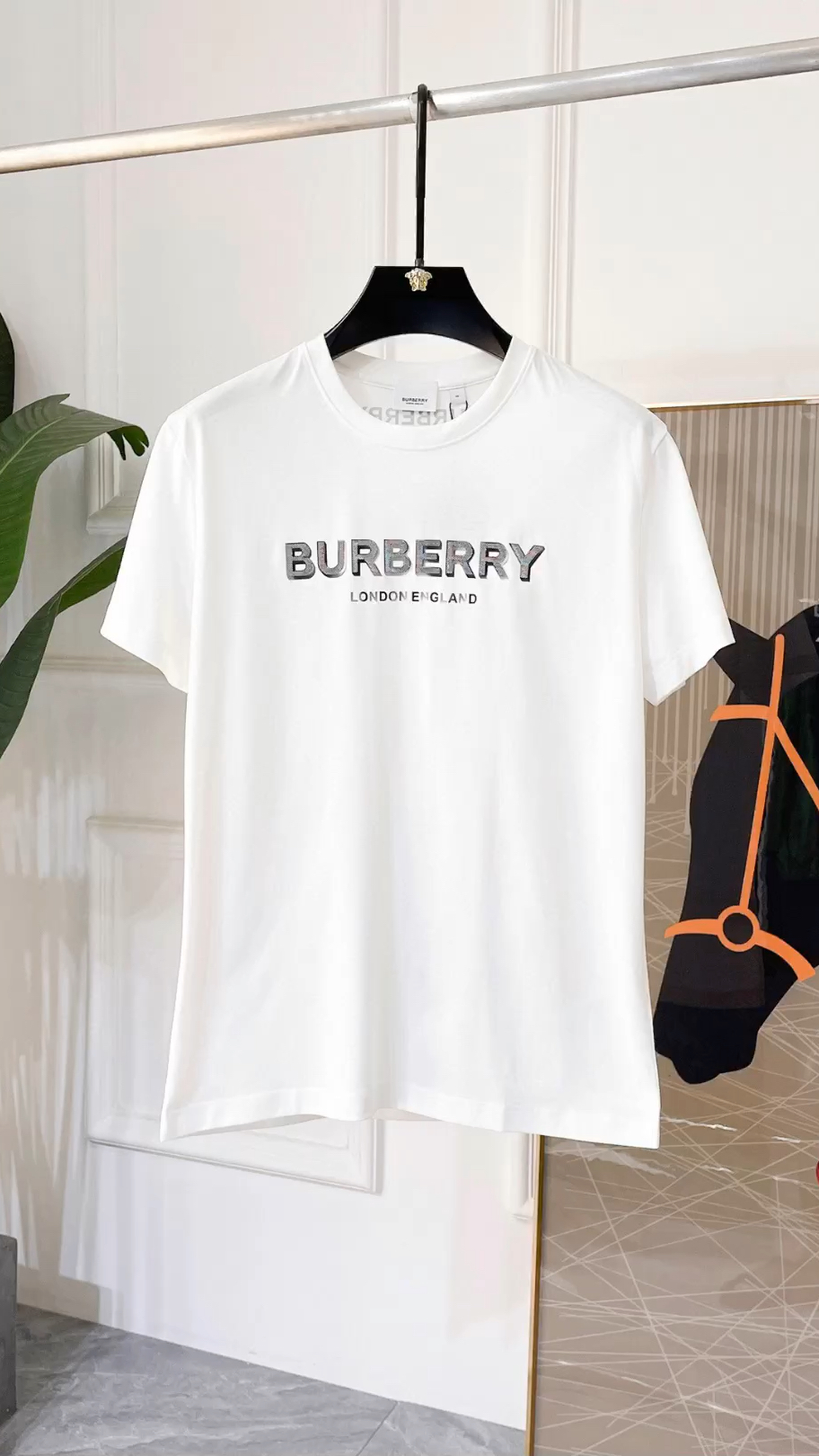 巴宝莉短袖t恤低调奢华有内涵