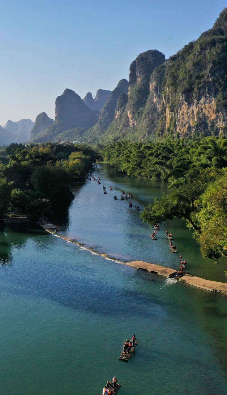 桂林遇龙河 遇龙河,位于广西桂林市阳朔县,是漓江在阳朔境内最长的一