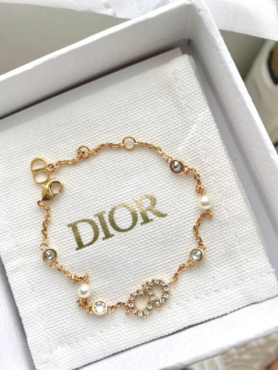 迪奥clair d lune手链,整个手腕都熠熠生辉 上手超好看的dior仙女手链