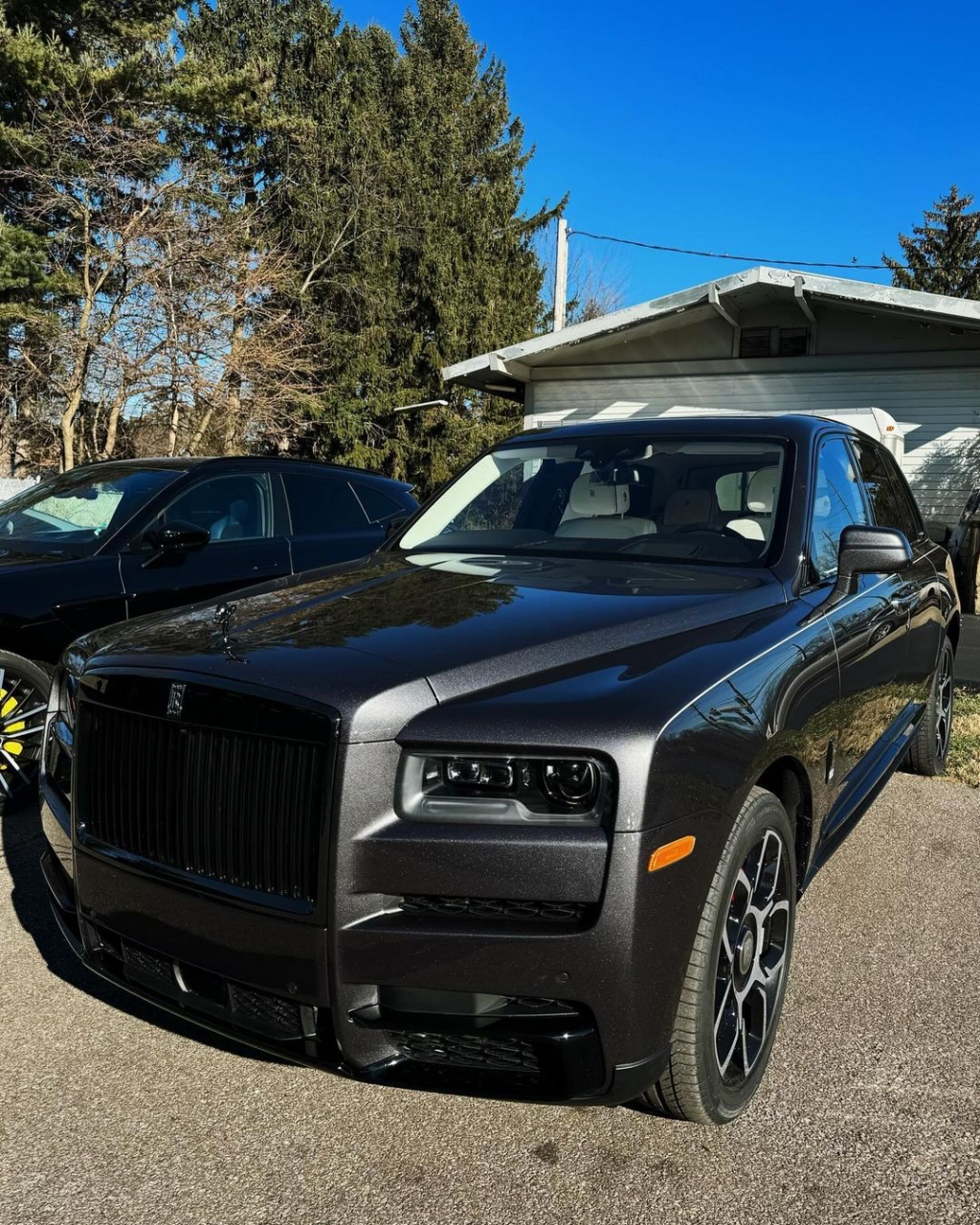 rollsroyce cullinan中的优质后挡板座椅78#热点引擎计划# #发文集