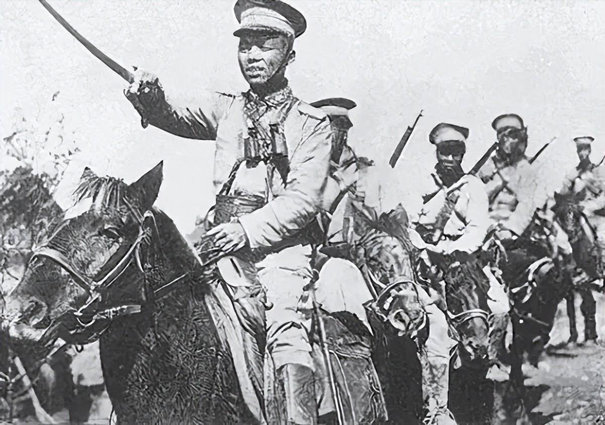 顾顺章与他平起平坐粟裕是他手下爱将罗瑞卿感激他为领路人