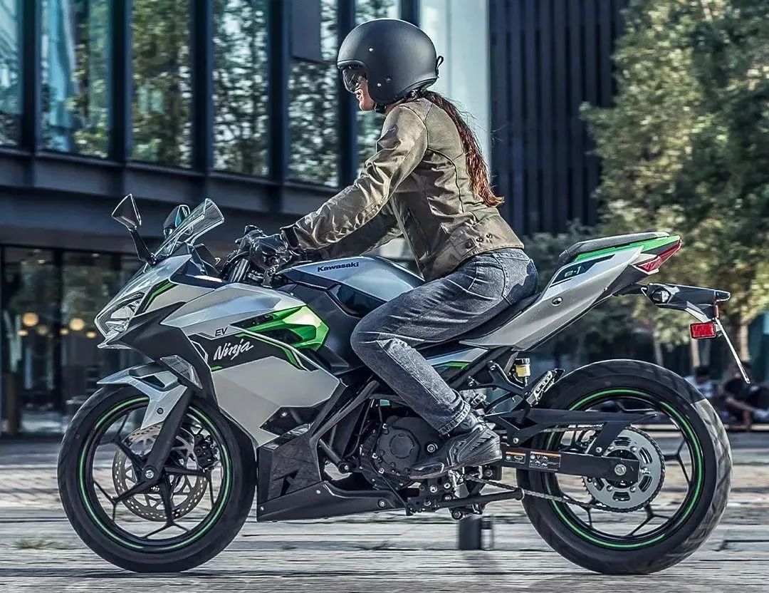 摩界周报丨赛科龙六款新车开卷本田400三兄弟齐发