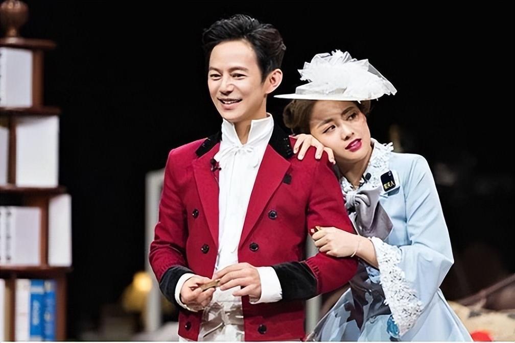 16岁被逼出道因为忘寄钱被亲妈打到住院如今何炅把她宠成公主