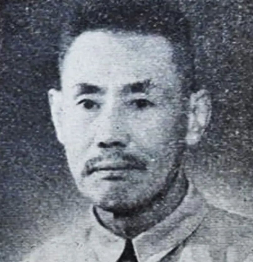 上海解放当天我党去监狱请一位70岁老人来主持大局他是谁