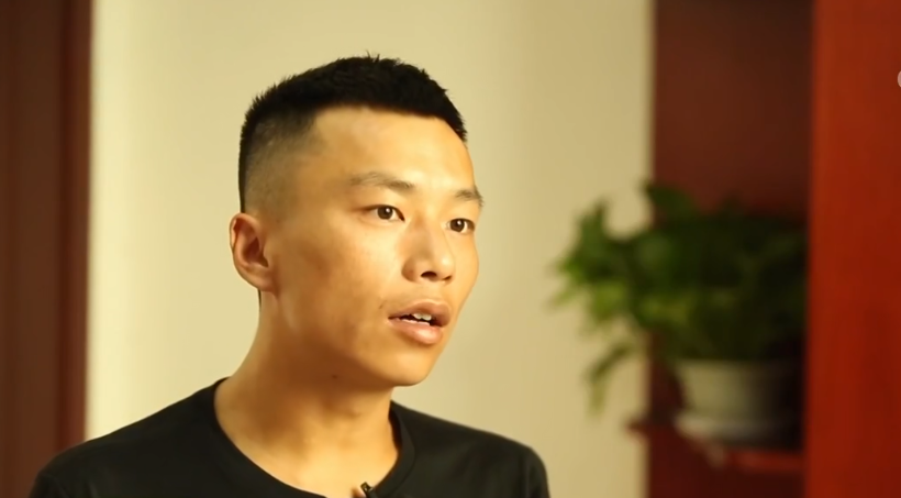 2004年儿子在学校失踪父母获赔30万后儿子却回来了这钱咋办