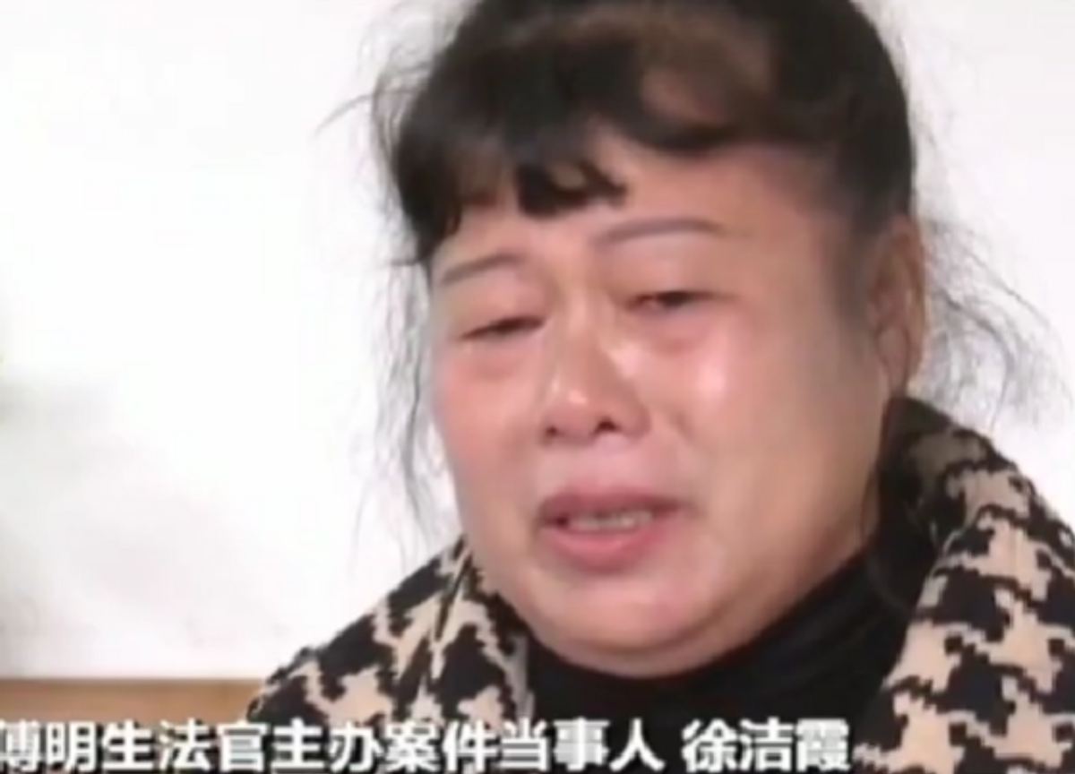 小儿子又不争气,天天不见人影,所以陈某现在连个照顾自己的人都没有