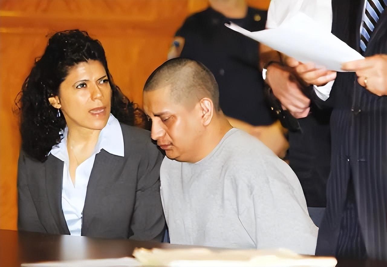 2010年中国女留学生在美国街头遭侵犯致死路人却纷纷冷漠旁观