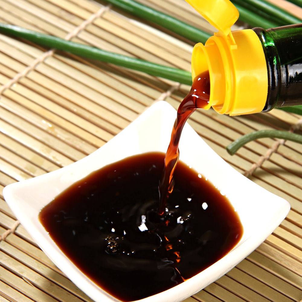 陈生抢占先机,于1997年4月17日,推出了一款名为"龙虎豹"的保健酒,还打