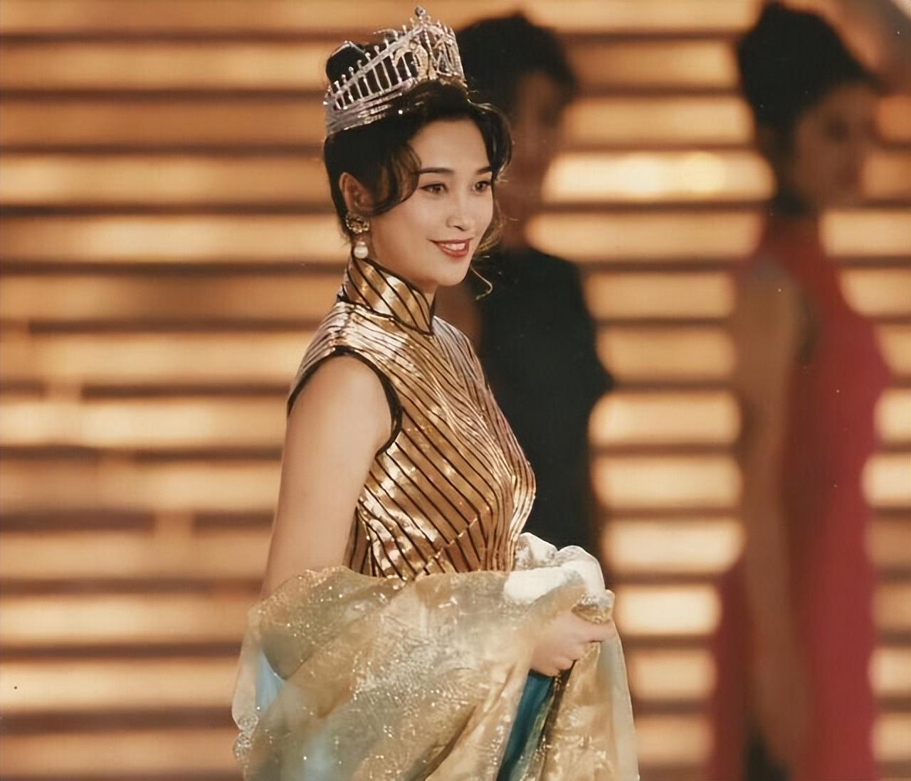 她是港姐冠军千杯不醉成员嫁第五天王漂亮到老公不许穿泳衣