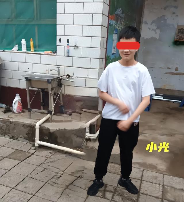 邯郸初中男孩遇害事件:拒不开门的凶手父母,正是少年之恶的源泉