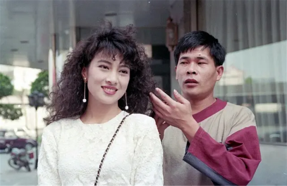 《家有仙妻》的演员现状:有人自毁前途,有人陷入破产抑郁症