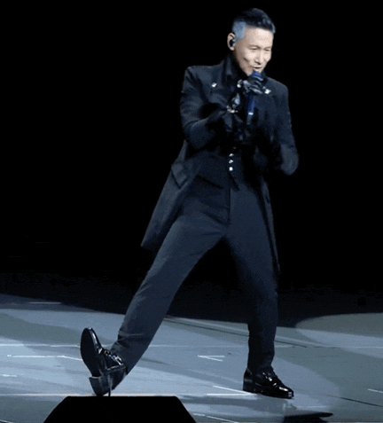 香港男神老了15位男星白发照成龙头发花白刘德华也逃不过