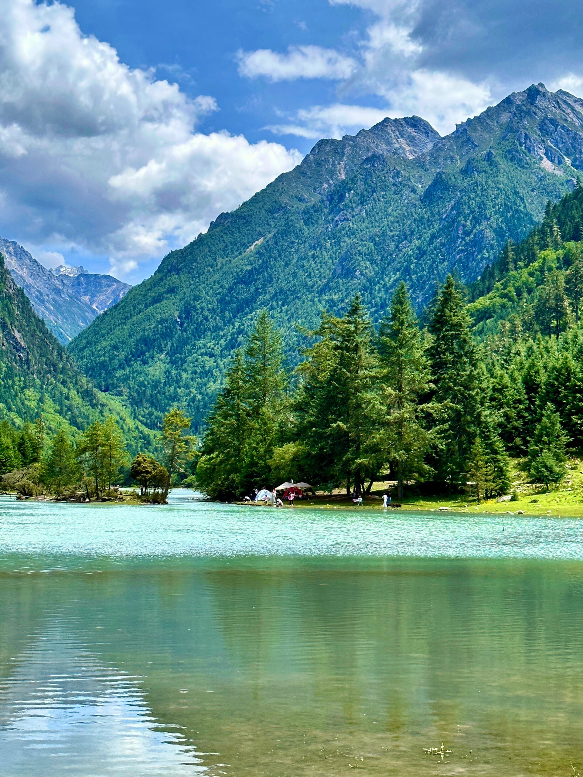 甘孜月亮湖风景区图片