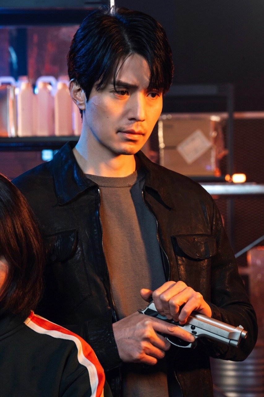 李栋旭又一次突破了自己!他在新剧中的表现简直燃炸了!