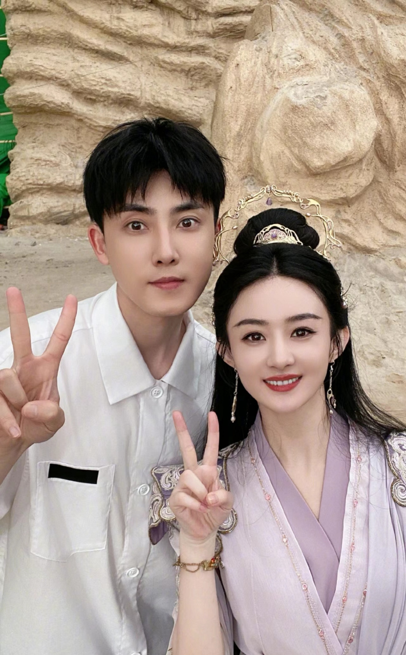 赵丽颖和张睿,那个曾经给赵丽颖做过年夜饭的男演员,让赵丽颖感动到